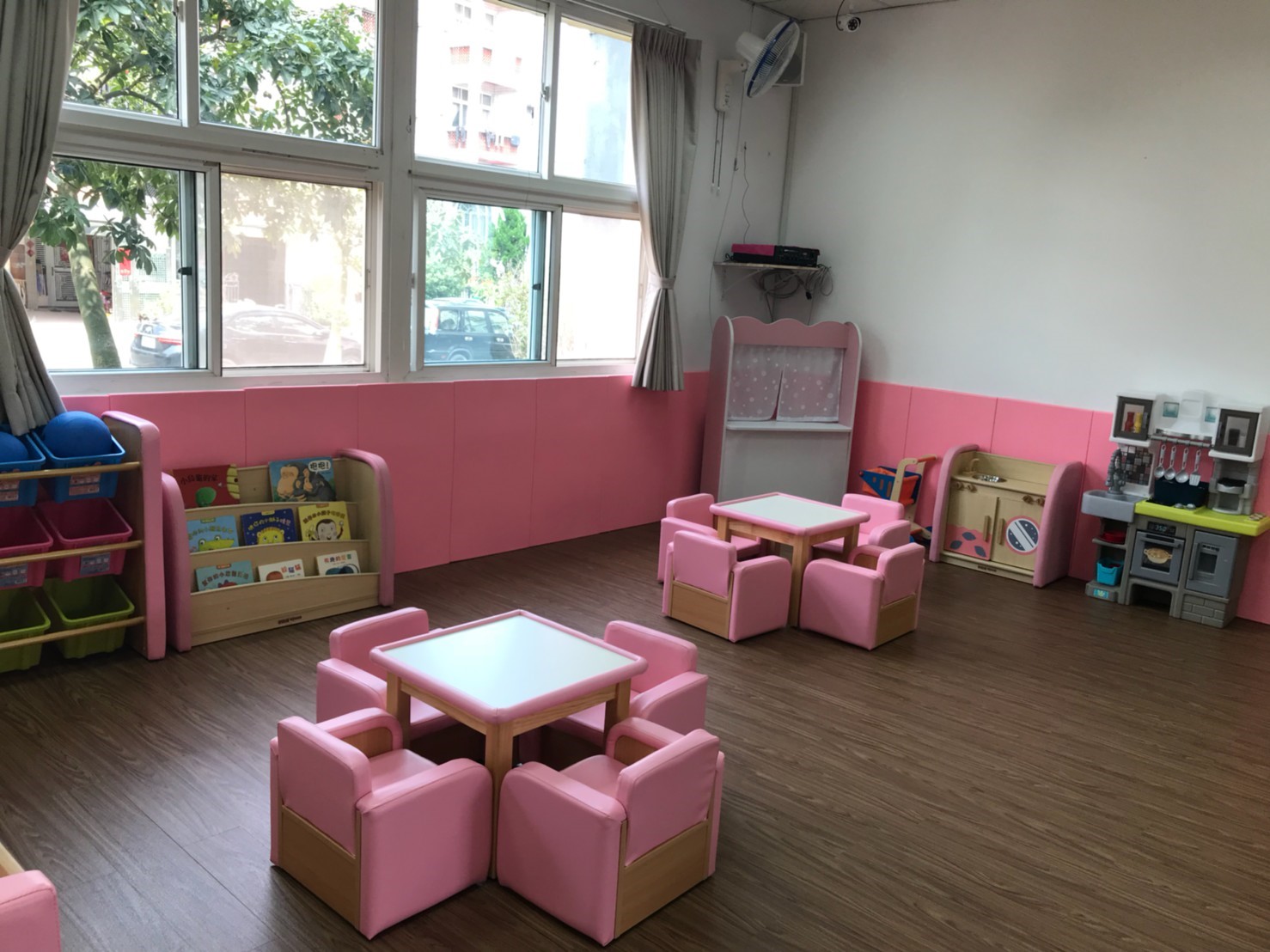 用餐區(標題圖檔)